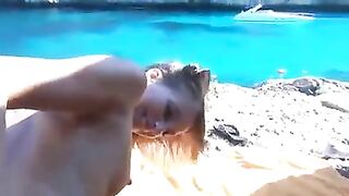 Hot girlfriend does anal outdoors by the lake