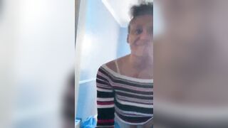 Amateur ebony girl sucking black cock